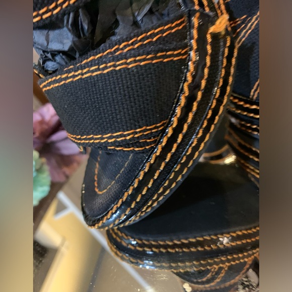 EUC❤️‍🔥FENDI canvas espadrilles. - Picture 12 of 12